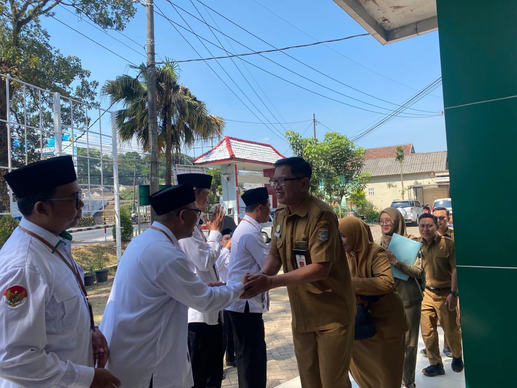 Perkuat Sinergi Antar-Madrasah, MTsN 3 Malang Gelar Pengimbasan Sekolah Siaga Kependudukan (SSK) Kepada SMPN 1 Sumberpucung