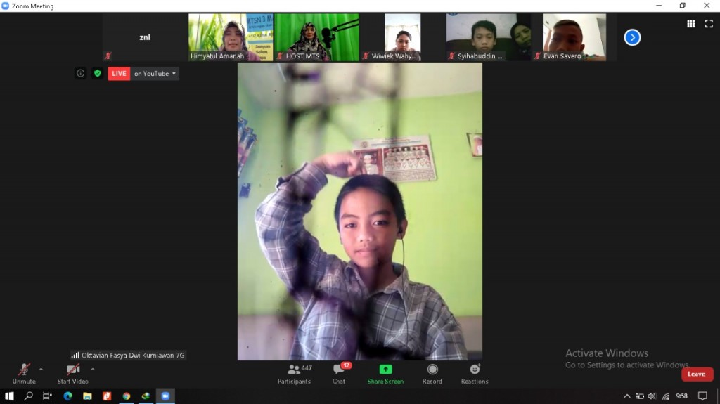 WUJUDKAN GENERASI SEHAT DI ERA DIGITAL,  MTSN 3 MALANG MENYELENGGARAKAN INTERAKTIF WEBINAR PARENTING