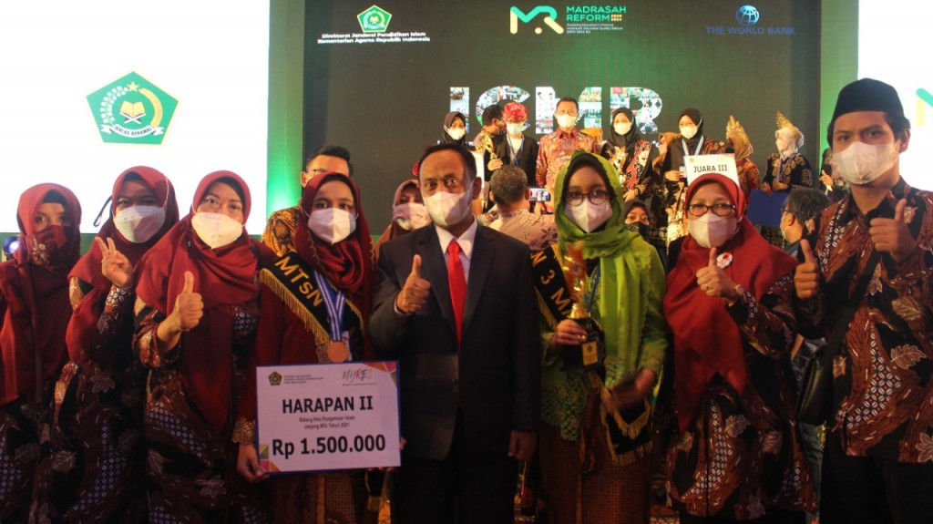 Prestasi Tim Riset MTsN 3 Malang Pada Myres 2021