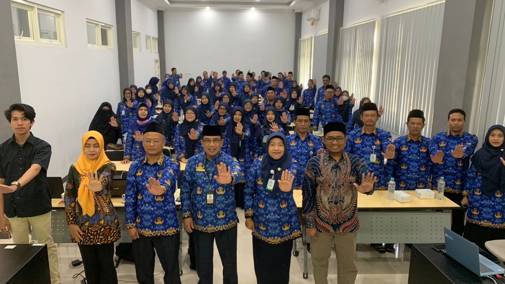 Dukungan KakanKemenag Kab. Malang Dalam Penerapan Disiplin Positif MTsN 3 Malang