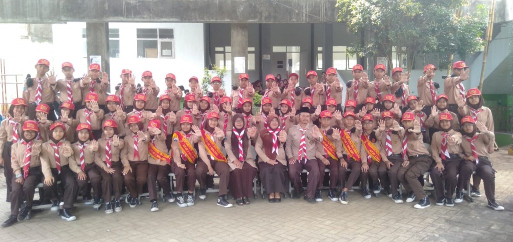 SERAH TERIMA JABATAN DAN PELANTIKAN PENGURUS DEWAN KERJA GALANG (DKG)