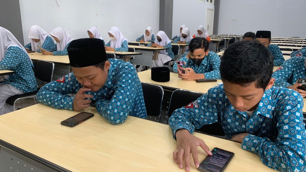 Partisipasi Aktif Forum Anak MTsN 3 Malang dalam Penanganan Isu Anak di Jawa Timur