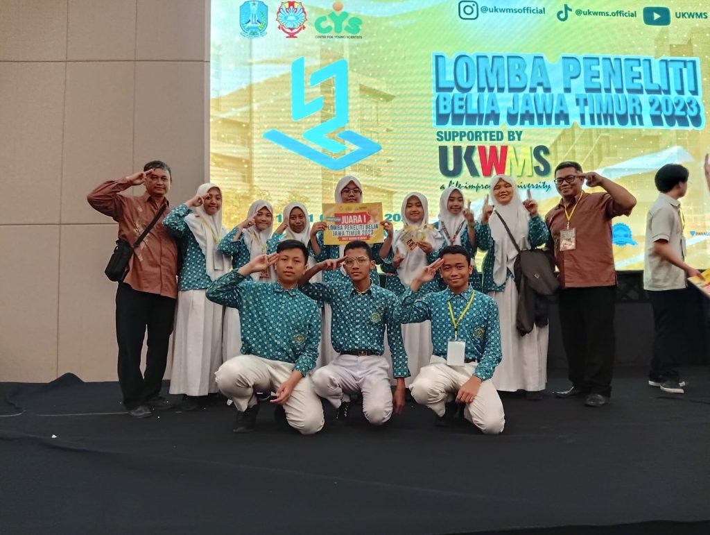MTsN 3 Malang Juara 1 Lomba Peneliti Belia 2023