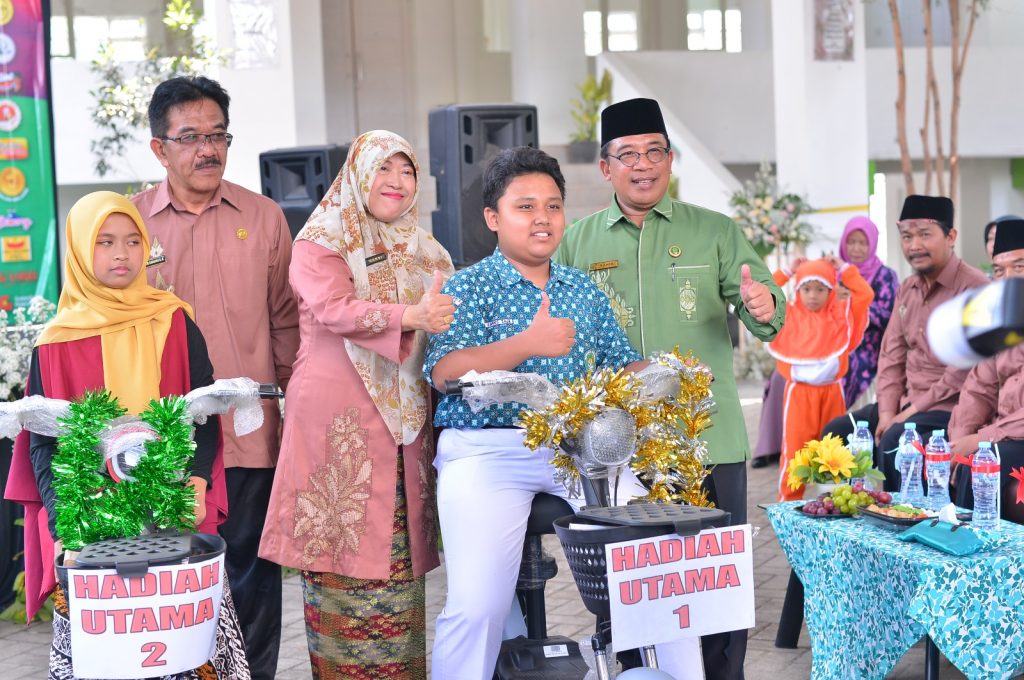JALAN-JALAN SEHAT, KEMERIAHAN SYIAR MILAD 30 TAHUN MATSANETI