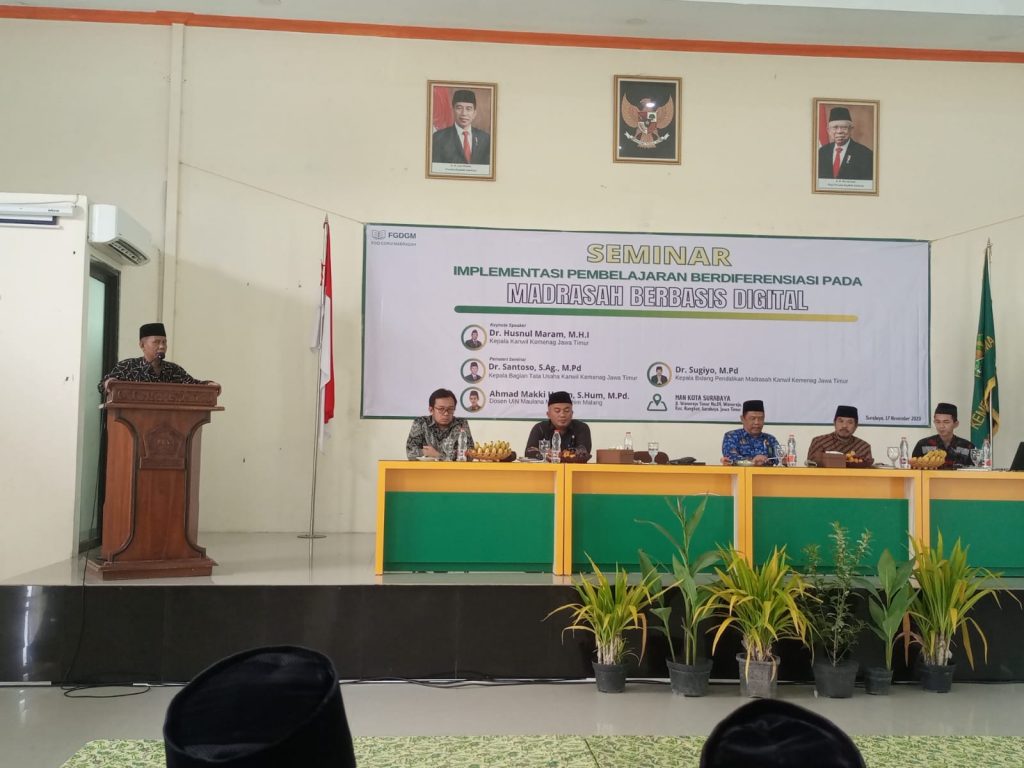 Guru MTsN 3 Malang Ikuti Seminar Implementasi Pembelajaran Berdiferensiasi Pada Madrasah Berbasis Digital