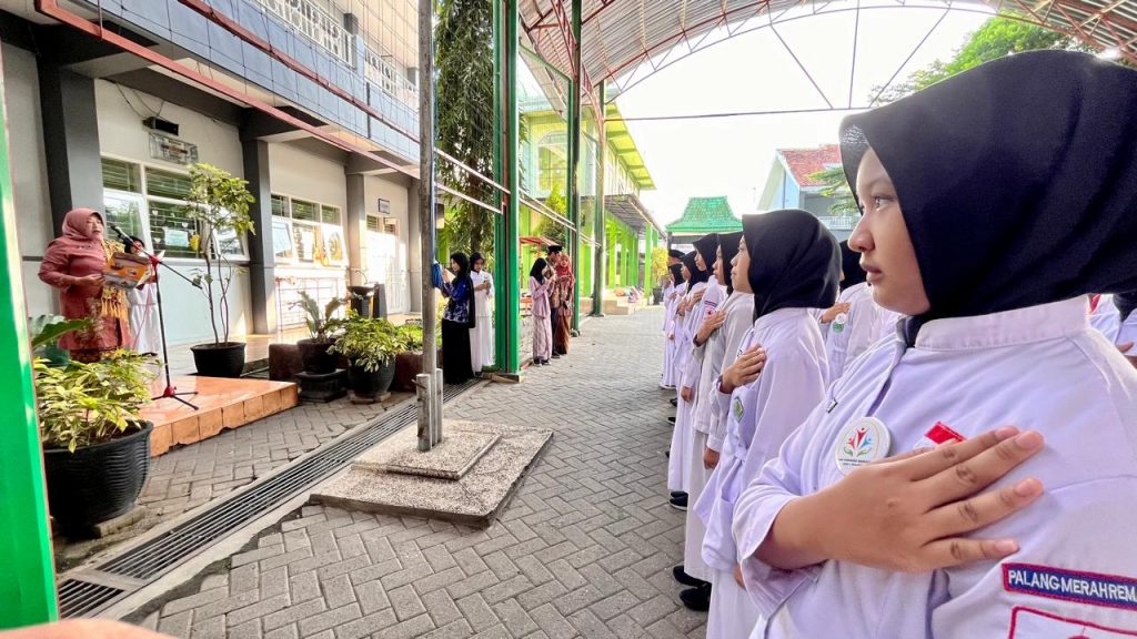 Pelantikan Kader Kesehatan Madrasah