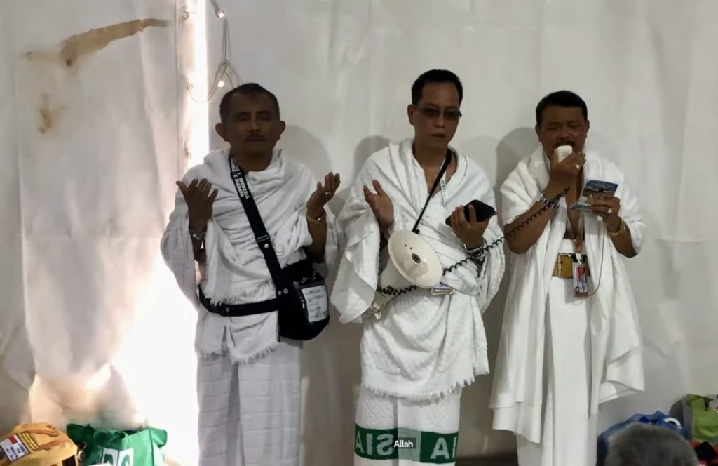 Partisipasi Keluarga Besar MTsN 3 Malang dalam Munajat, Dzikir dan Doa dari Arofah