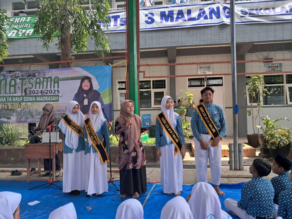 Kader SSK MTsN 3 Malang turut andil dalam sosialisasi “Rapot Kesehatanku”