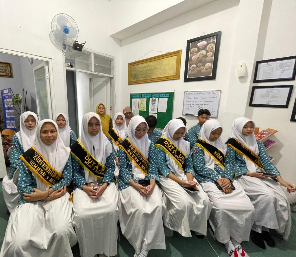 Sosialisasi Keamanan Pangan PJAS 2024 Dalam Meningkatkan Pengetahuan Kader SSK MTsN 3 Malang