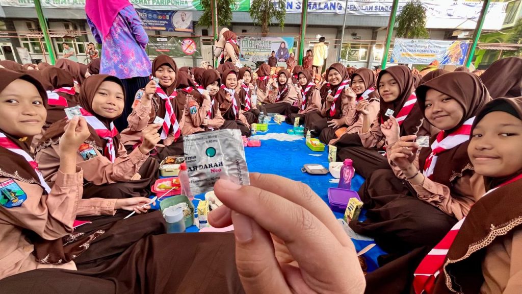 CEMARA (CEGAH ANEMIA PADA REMAJA) KEMBALI KE MADRASAH TETAP SEHAT DENGAN RUTIN MINUM TABLET TAMBAH DARAH (TTD)