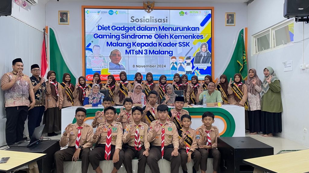 Sosialisasi Diet Gadget untuk Menurunkan Gaming Syndrome oleh Poltekes Kemenkes Malang kepada Kader SSK MTsN 3 Malang