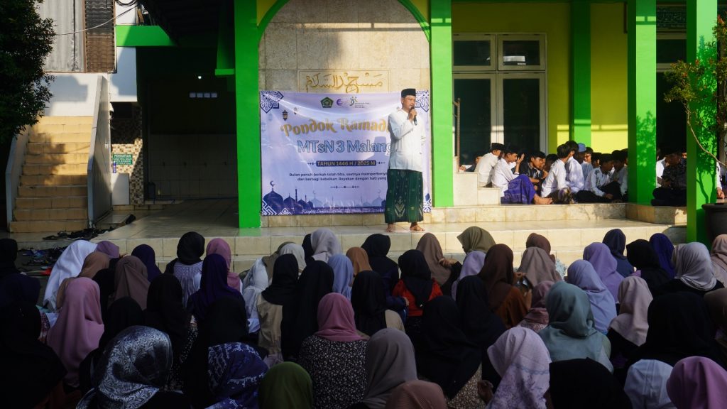 MTsN 3 Malang Gelar Pondok Ramadhan 1446 H, Tingkatkan Iman dan Ketakwaan Siswa