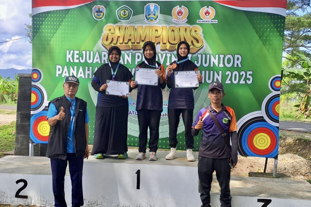 ATLET PANAHAN MTsN 3 MALANG SABET 4 MENDALI EMAS DI KEJURPROV 2025