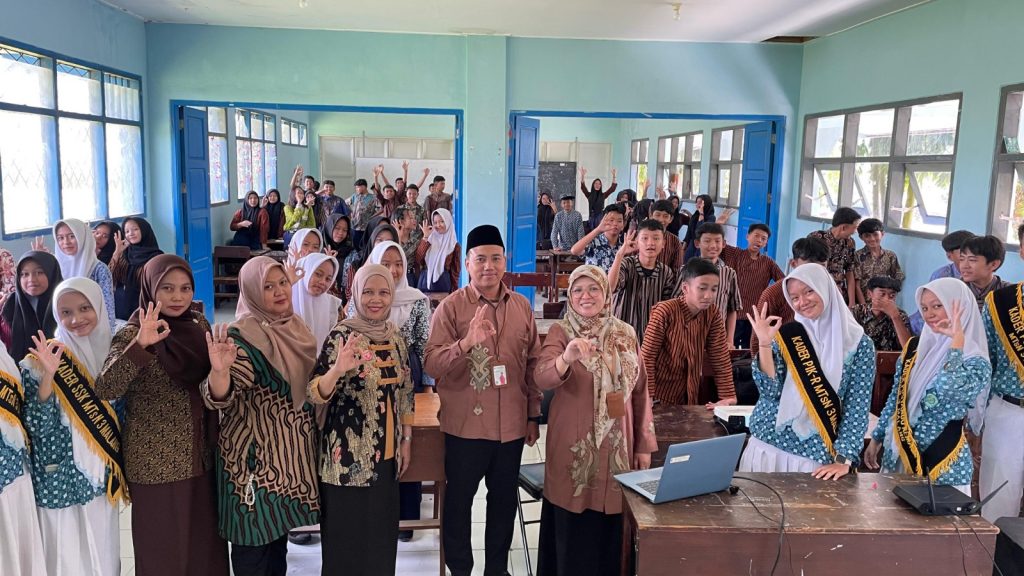 MTsN 3 Malang Perluas Jangkauan Pendidikan Kependudukan di SMP Negeri 02 Lawang