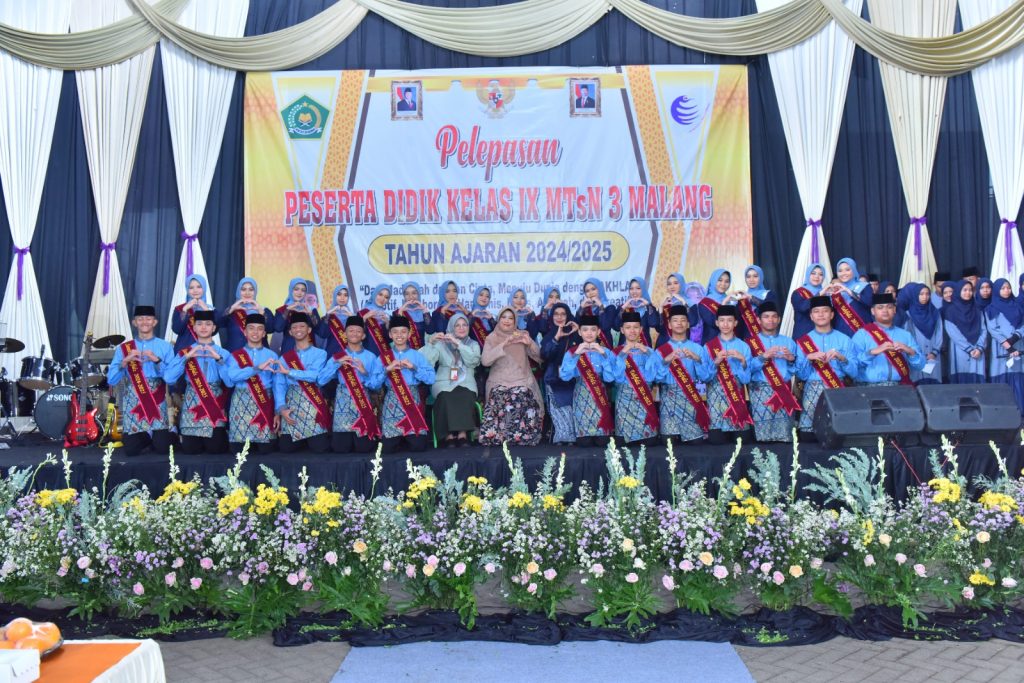 Pelepasan Siswa; Dari Madrasah dengan Cinta, Menuju Dunia dengan Akhlak