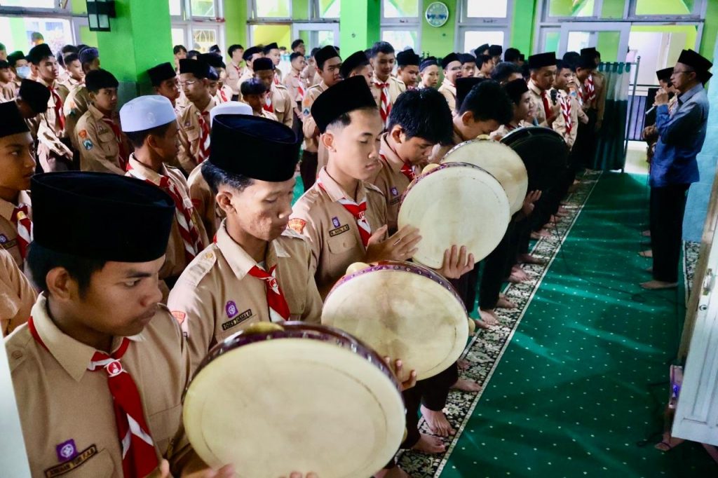 Hubburrasul dan Kurikulum Berbasis Cinta