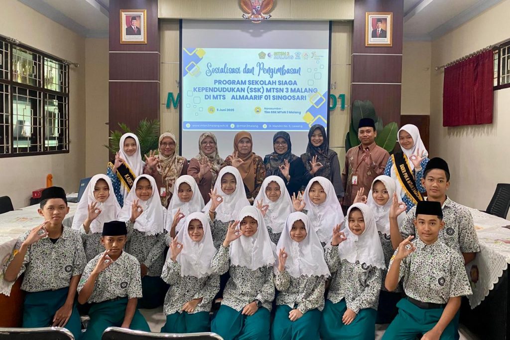 MTsN 3 Malang Gelar Sosialisasi dan Pengimbasan Sekolah Siaga Kependudukan di MTs Almaarif 01 Singosari