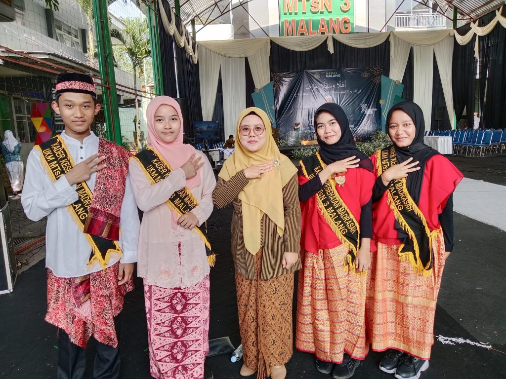 SEMBAKO SEHAT WUJUD NYATA MTsN 3 MALANG SEBAGAI MADRASAH SEHAT PARIPURNA