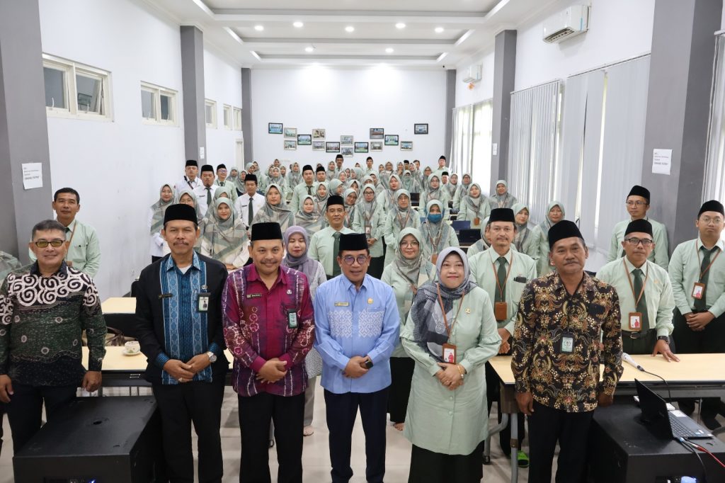 Pembinaan Kakankemenag Kab. Malang, MTsN 3 Malang Siap Ukir Prestasi Lebih Gemilang!