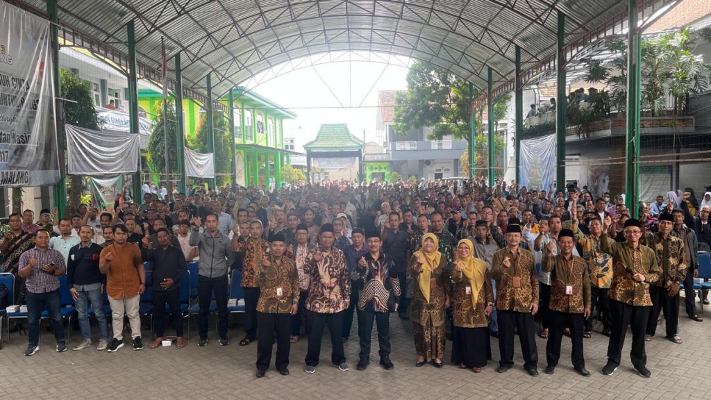 Gerakan Ayah Teladan Indonesia (GATI), 700 Ayah Hebat Terima Laporan Hasil Belajar