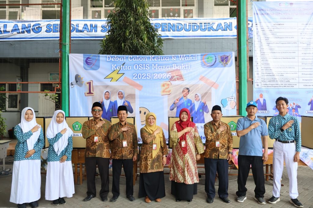 Festival Demokrasi OSIS 2025/2026 di MTsN 3 Malang: Adu Gagasan Dua Pasangan Calon