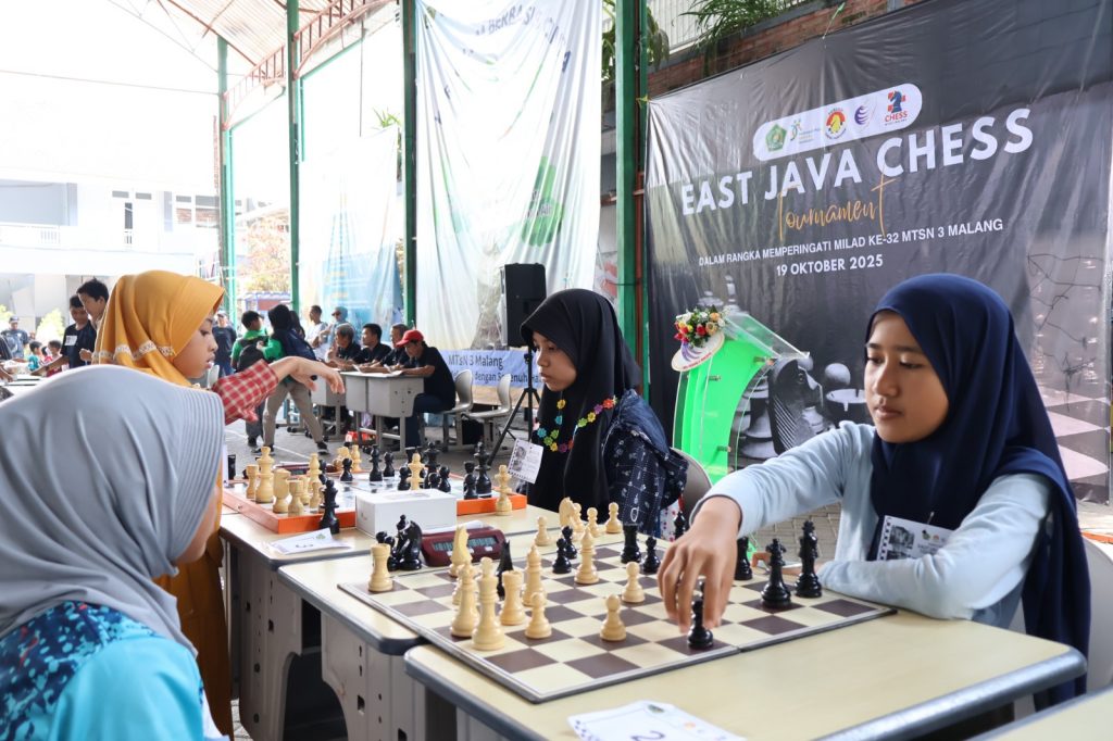 East Java Chess Tournament 2025: Lahirnya Program Kelas Catur MTsN 3 Malang