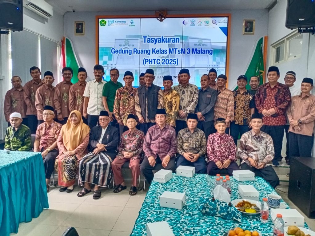 Tasyakuran Ruang Kelas PHTC 2025, MTsN 3 Malang Hadirkan Para Purna sebagai Saksi Kemajuan