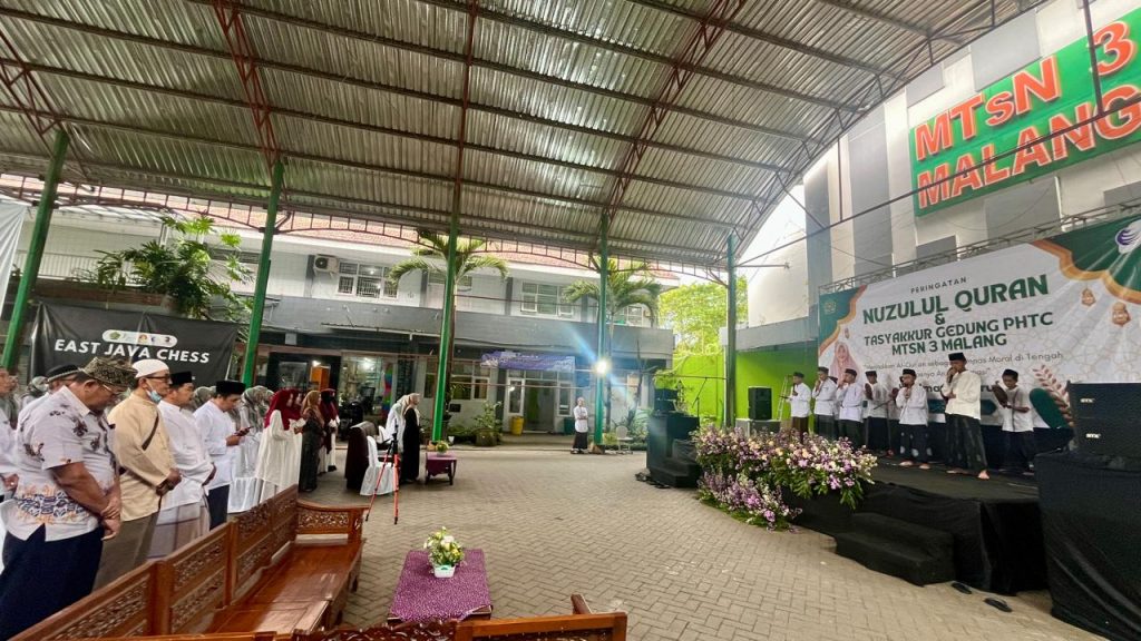 Memperingati Nuzulul Qur’an dan Tasyakuran Gedung PHTC MTsN 3 Malang
