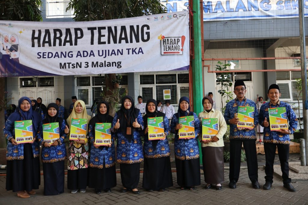 MTsN 3 Malang Berikan Apresiasi Pegawai Triwulan I 2026, Perkuat Budaya Kerja Profesional dan Berintegritas