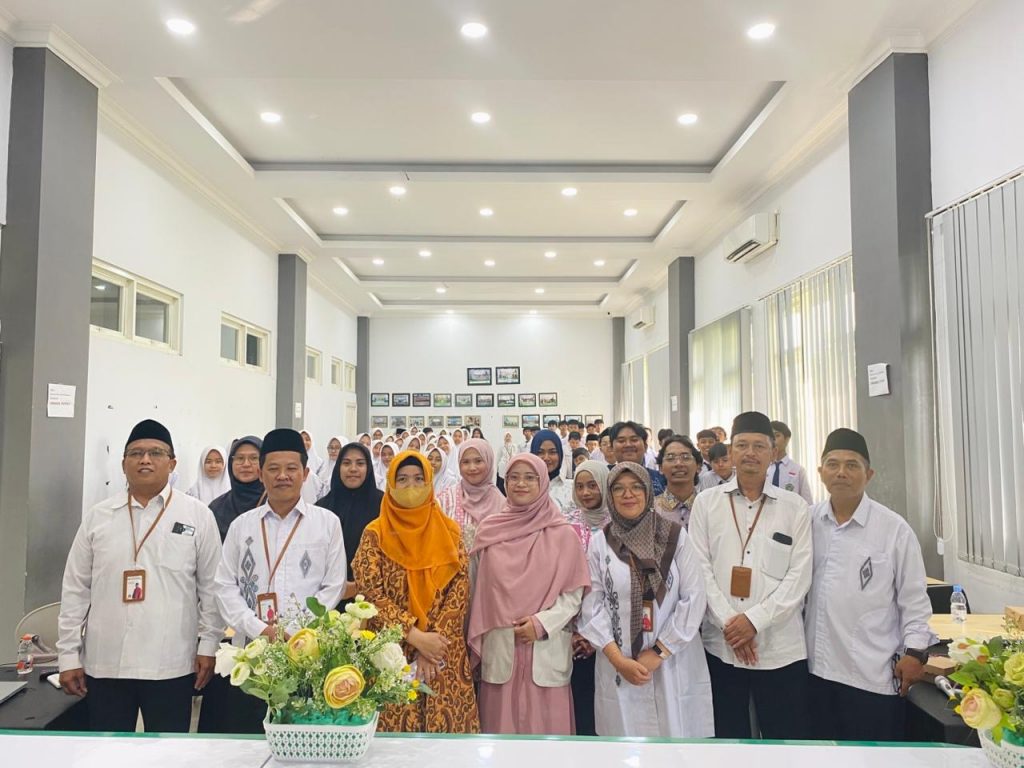 Membangun Resiliensi: Sinergi MTsN 3 Malang & UIN Malang Hadapi Burnout Remaja