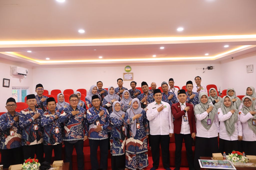 Perkuat Komitmen WBK/WBBM, MTsN 3 Malang Gelar Kunjungan Benchmarking Zona Integritas ke MAN Karangasem Bali