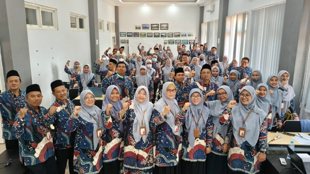 Wujudkan Madrasah Hijau dan Berkelanjutan: MTsN 3 Malang Gelar Koordinasi dan Kepengawasan Program Adiwiyata